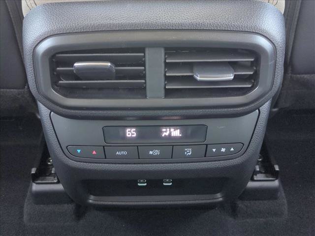 Used 2026 Honda Pilot Touring image 18