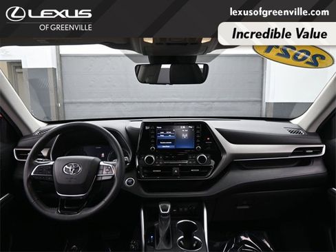Used 2021 Toyota Highlander XLE image 29