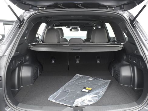 Used 2026 Subaru Forester Premium image 25