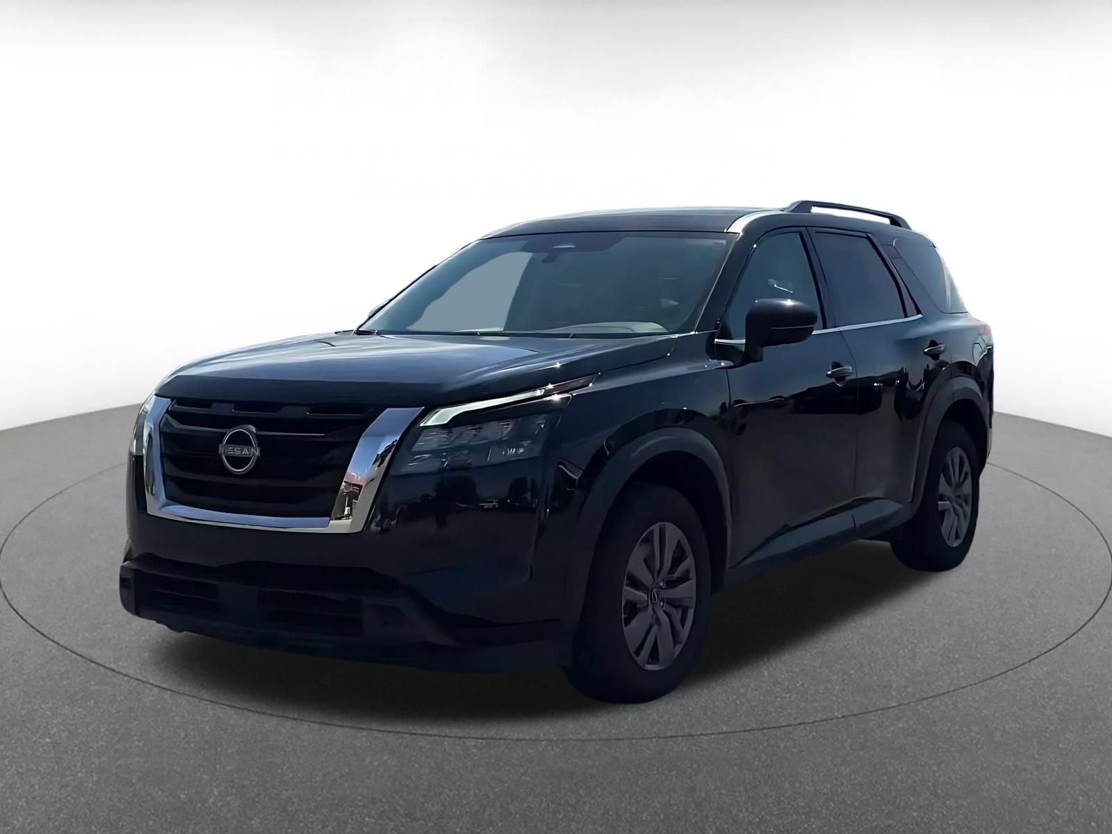 Used 2025 Nissan Pathfinder SV FWD image 6