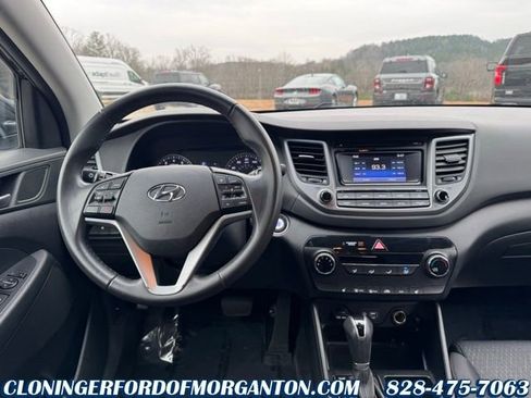 Used 2017 Hyundai Tucson Sport image 22