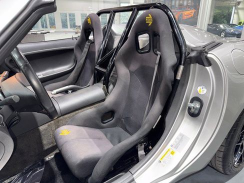 Used 2009 Pontiac Solstice GXP w/ Premium Package RWD image 9