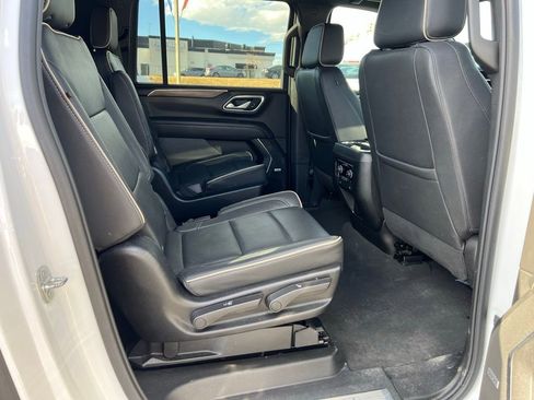 Certified 2023 Chevrolet Suburban Premier AWD/4WD image 19