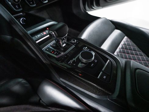 Used 2018 Audi R8 V10 plus AWD/4WD image 25