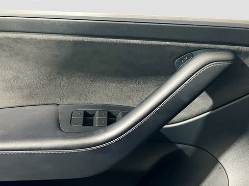 Used 2023 Tesla Model 3 Standard Range RWD image 14