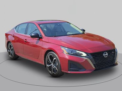Used 2023 Nissan Altima 2.5 SR w/ SR Premium Package