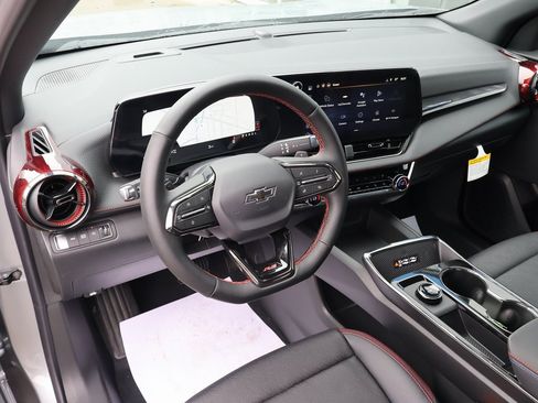 New 2026 Chevrolet Equinox RS image 24