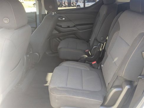 Used 2019 Chevrolet Traverse LT image 30