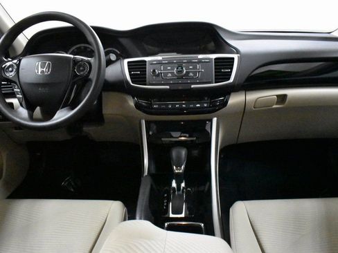 Used 2017 Honda Accord LX image 18