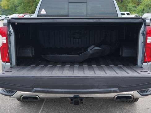 Used 2020 Chevrolet Silverado 1500 LTZ w/ LTZ Premium Package AWD/4WD image 17