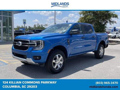 Used 2025 Ford Ranger XLT w/ FX4 Off-Road Package AWD/4WD image 3