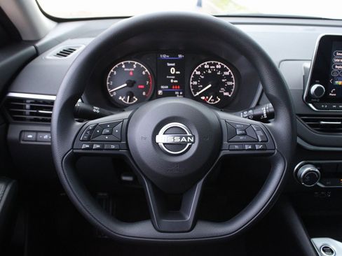 New 2025 Nissan Altima 2.5 S image 21