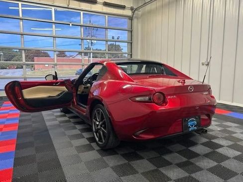 Used 2020 MAZDA MX-5 Miata RF Grand Touring RWD image 13
