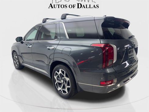 Used 2022 Hyundai Palisade Calligraphy image 9