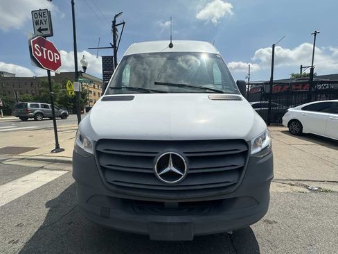 Used 2021 Mercedes-Benz Sprinter 2500 w/ Driver Convenience Package image 14