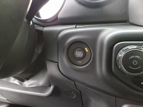 Used 2023 Jeep Wrangler Unlimited Sahara w/ Cold Weather Group image 9