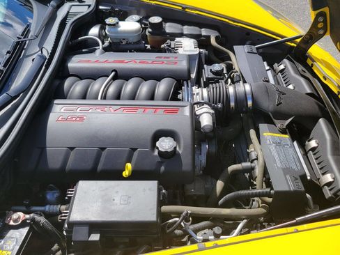 Used 2005 Chevrolet Corvette Convertible w/ Preferred Equipment Group image 31