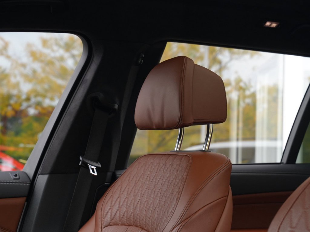 Used 2025 BMW X7 M60i w/ Executive Package AWD/4WD image 34