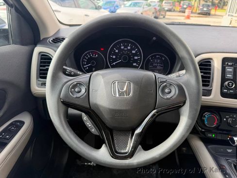 Used 2022 Honda HR-V LX image 19