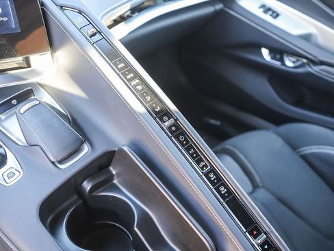 Used 2024 Chevrolet Corvette Stingray Coupe w/ Z51 Performance Package image 19