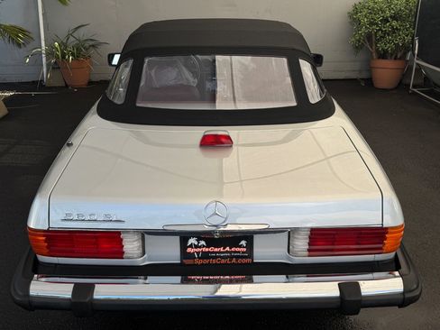 Used 1987 Mercedes-Benz 560 SL image 40