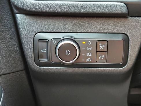 Used 2025 Ford Escape Platinum AWD/4WD image 27
