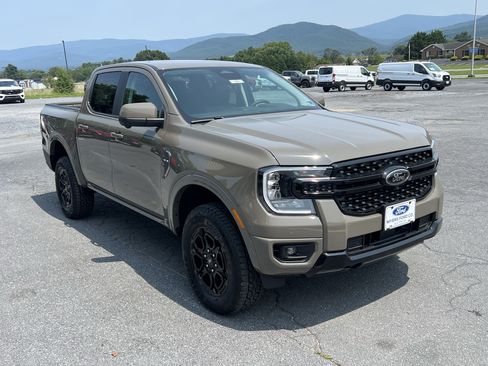 New 2026 Ford Ranger Lariat w/ FX4 Off-Road Package AWD/4WD image 4
