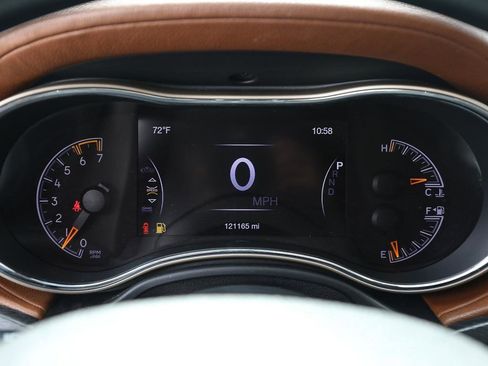 Used 2016 Jeep Grand Cherokee Summit AWD/4WD image 14