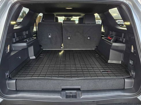 Certified 2025 Toyota 4Runner TRD Off-Road Premium image 16