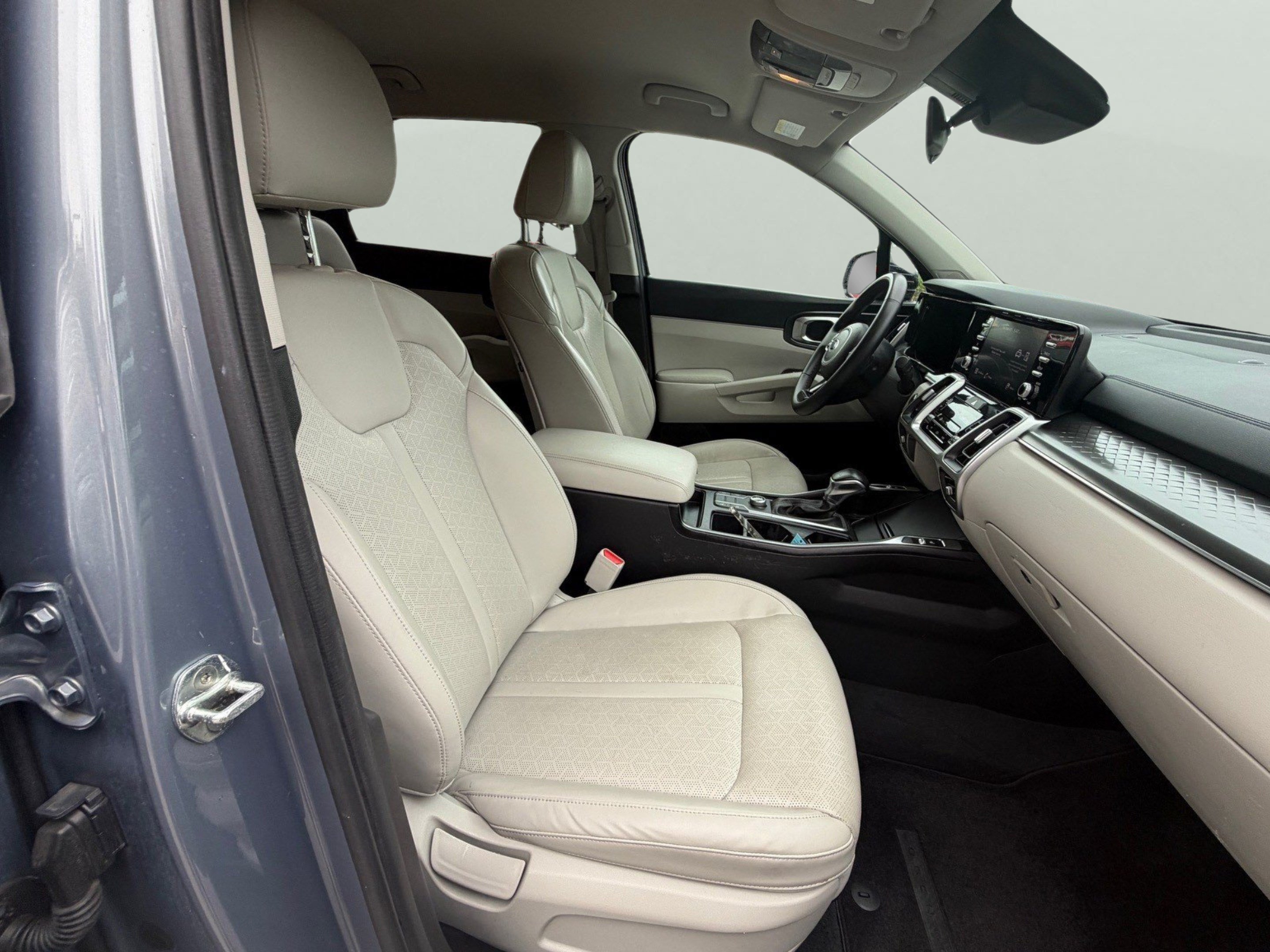Used 2021 Kia Sorento S FWD image 27