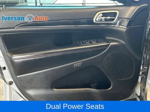 Used 2018 Jeep Grand Cherokee Trailhawk AWD/4WD image 15