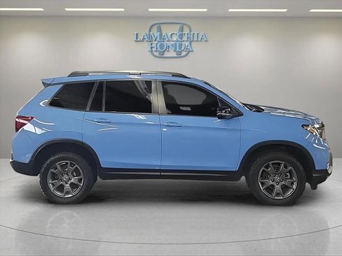 Used 2024 Honda Passport TrailSport image 7