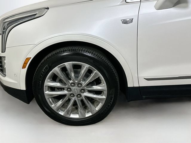 Used 2018 Cadillac XT5 Platinum w/ Driver Assist Package AWD/4WD image 39