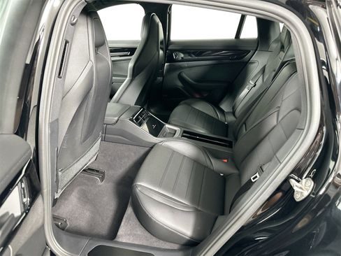 Certified 2025 Porsche Panamera 4 image 26