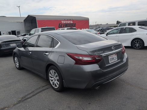 Used 2018 Nissan Altima 2.5 S w/ S Convenience Package FWD image 7