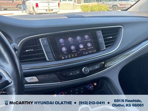 Used 2021 Buick Enclave Essence w/ Sound and Sites Package FWD image 4