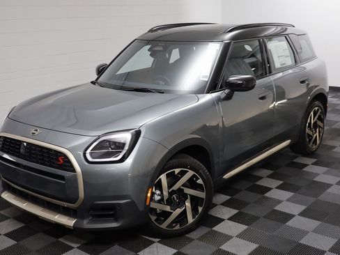 New 2026 MINI Cooper Countryman S image 2