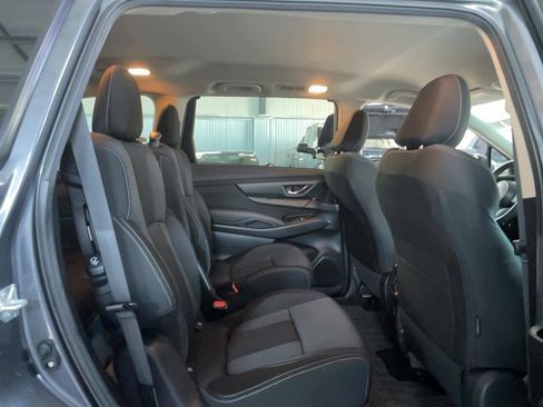 Used 2024 Subaru Ascent Premium w/ Convenience Package image 19