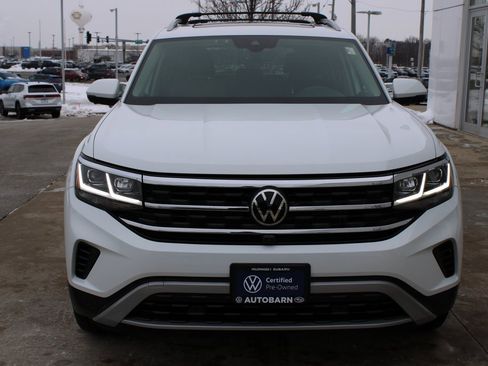 Certified 2021 Volkswagen Atlas SEL Premium image 2