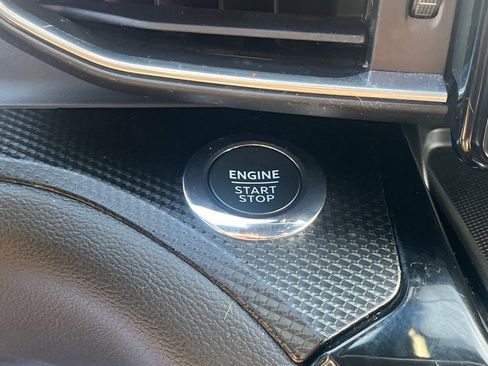 Certified 2023 Ford Explorer ST-Line w/ Class IV Trailer Tow Package image 9