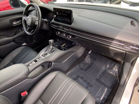 Certified 2025 Honda HR-V EX-L image 8