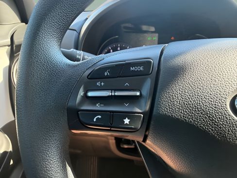 Used 2023 Hyundai Kona SEL FWD image 13