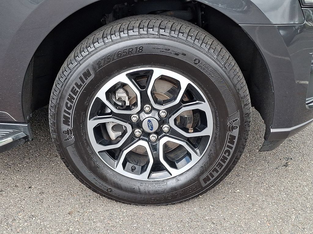 Certified 2023 Ford Expedition XLT AWD/4WD image 11