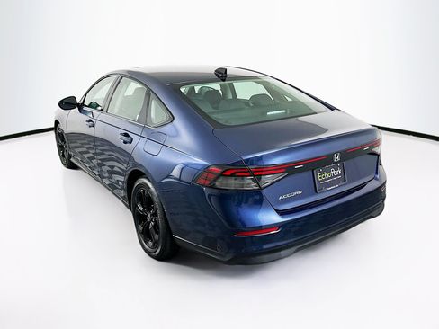 Used 2025 Honda Accord SE image 5
