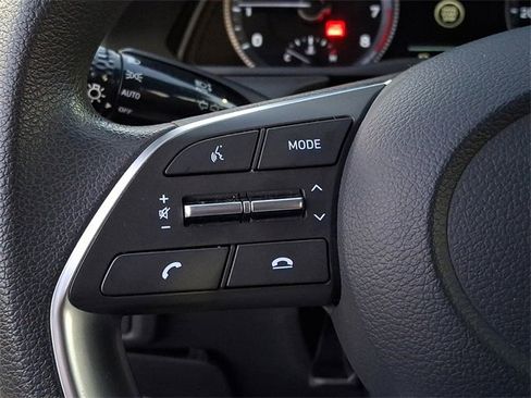 Used 2023 Hyundai Sonata SEL image 27