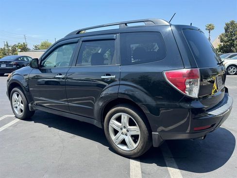 Used 2010 Subaru Forester 2.5X Limited image 5