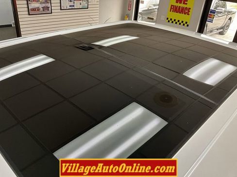 Used 2017 Ford F150 Lariat w/ Equipment Group 502A Luxury image 35