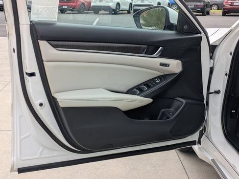 Used 2018 Honda Accord EX-L image 14