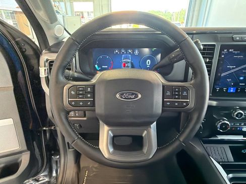Used 2024 Ford F250 Lariat w/ Lariat Ultimate Package AWD/4WD image 17