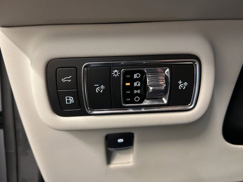 Used 2026 Lincoln Nautilus Premier image 26